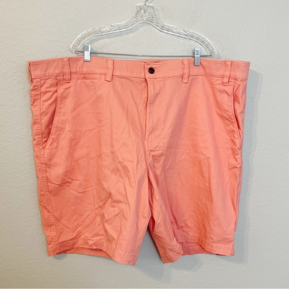 Floundry Flat Front Coral Shorts Men's‎ size 52 NWT